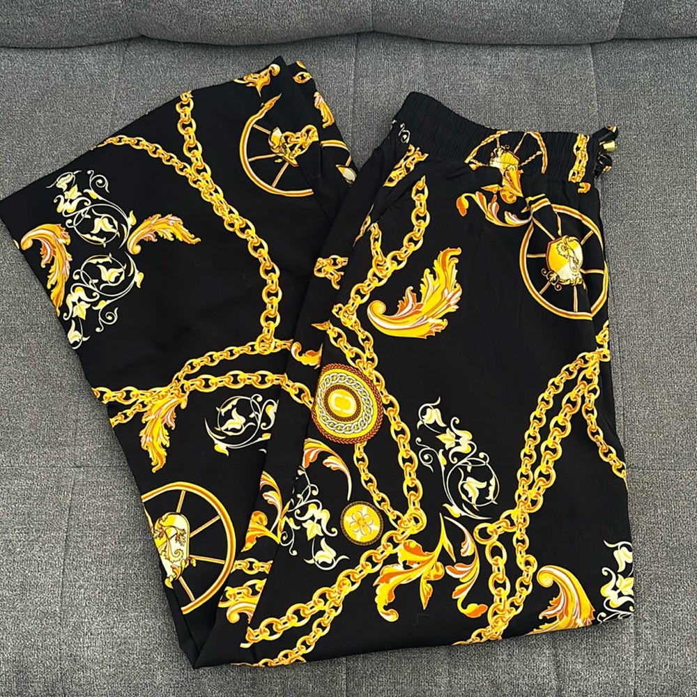 NWOT Flowy Trousers 🖤